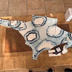 NWT Norma Kamali Blue and White Top All in one see pics Various Styles

Lot C